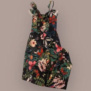 H&M Tropical Tiki Print Cropped Romper Women’s Size 4